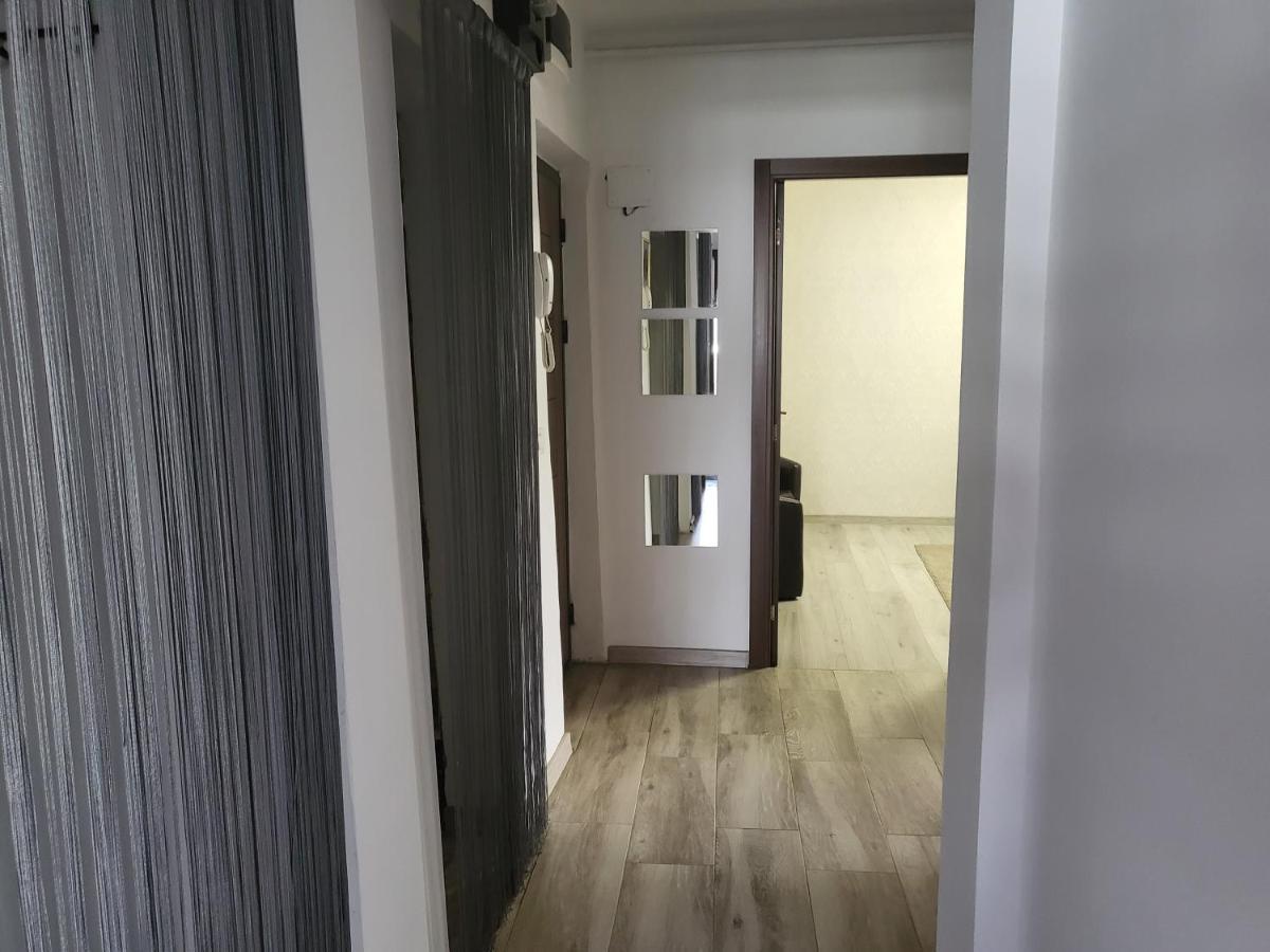 Apartament Cu 3 Camere Chiar In Inima Capitalei Bukarest Eksteriør billede